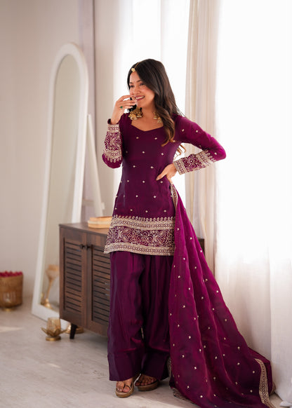 Graceful Farshi Salwar Dupatta Set
